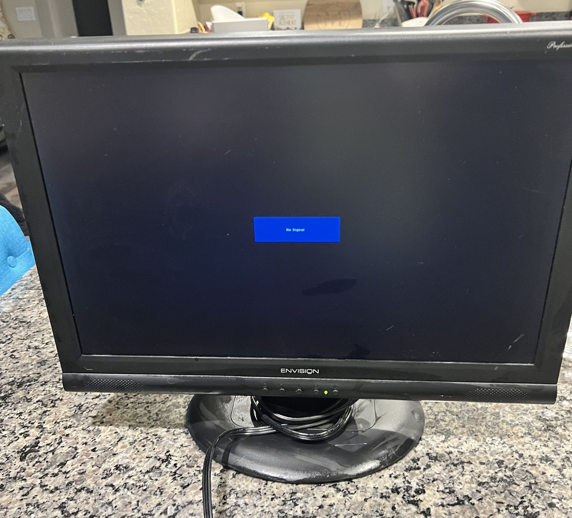 21 Inch Envision LCD computer monitor
