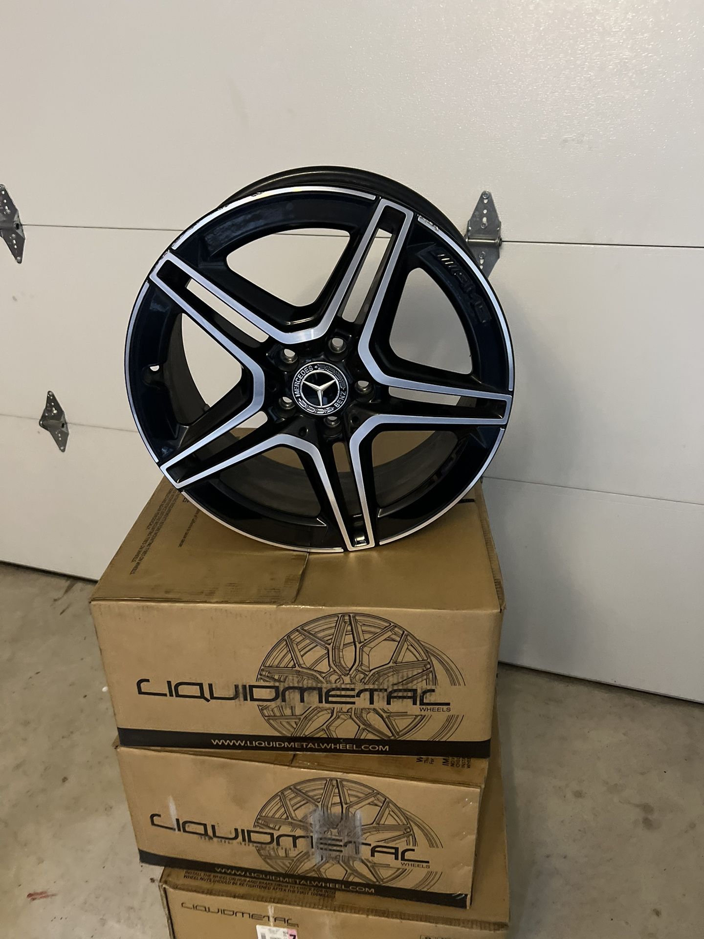 AMG 18” Rims Set of 4
