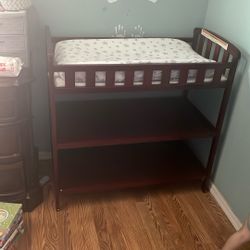 Diaper Changing Table With Pad 
