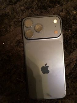 iPhone 17 pro max deep blue
