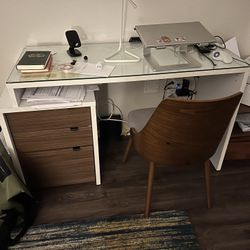 Workdesk With Chair