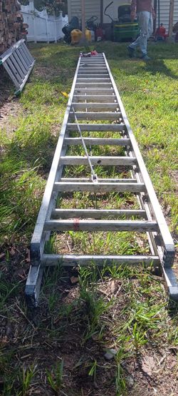40 Ft Extension Ladder