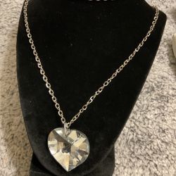 30”stainless Steel Necklace With Large Heart Pendant 