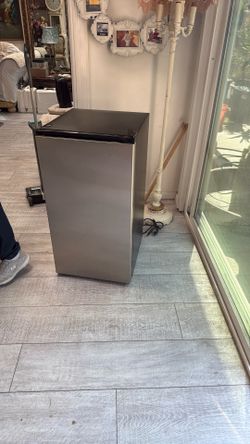 Small Refrigerator Olmos New