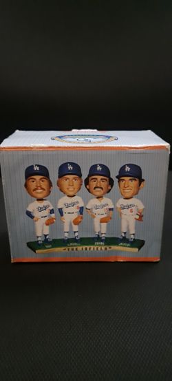 THE INFIELD  DODGERS BOBBLEHEAD 