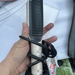 Typo Hair Straightener 