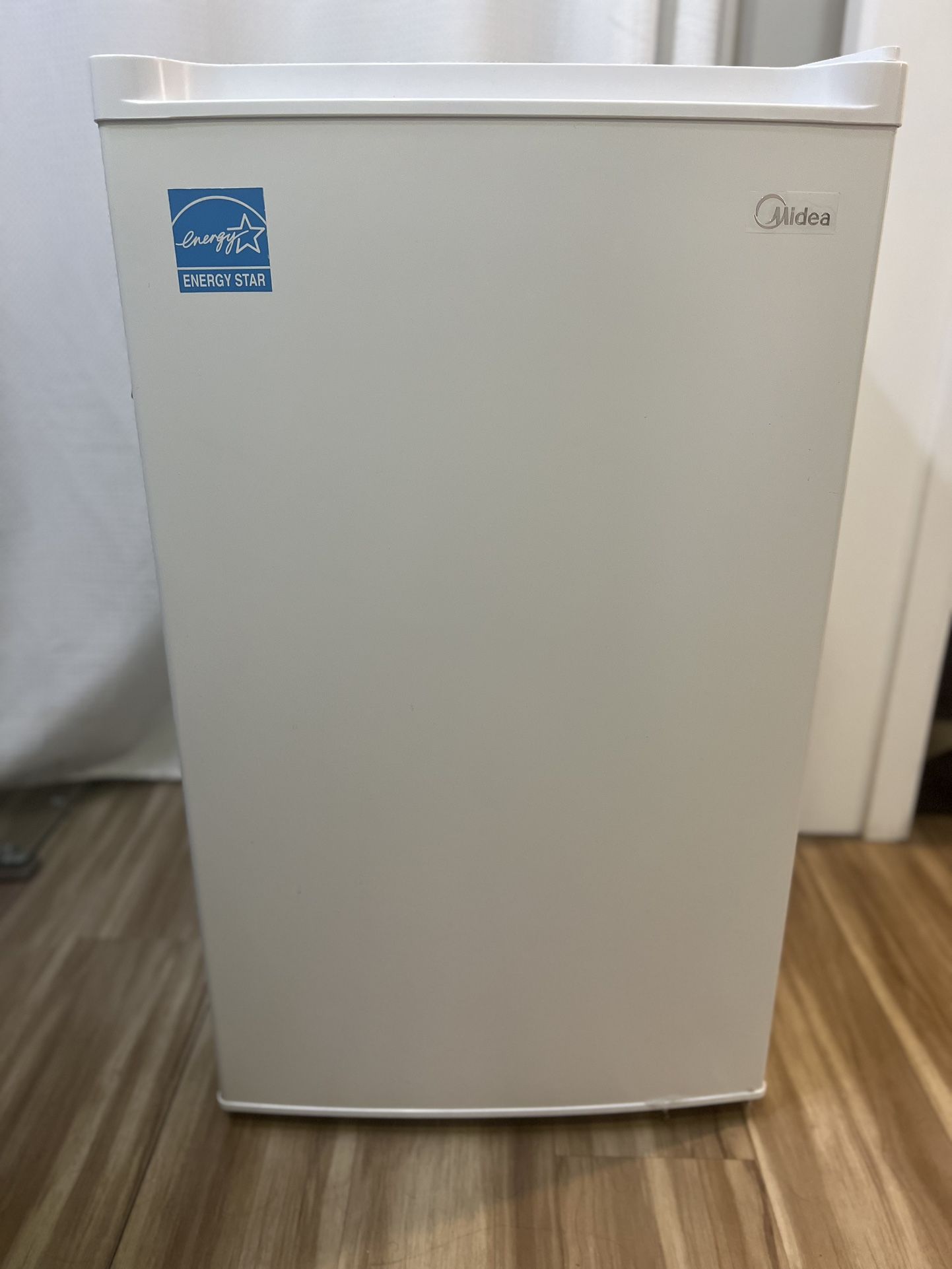 Midea Freezer 3.0 Cu Ft.