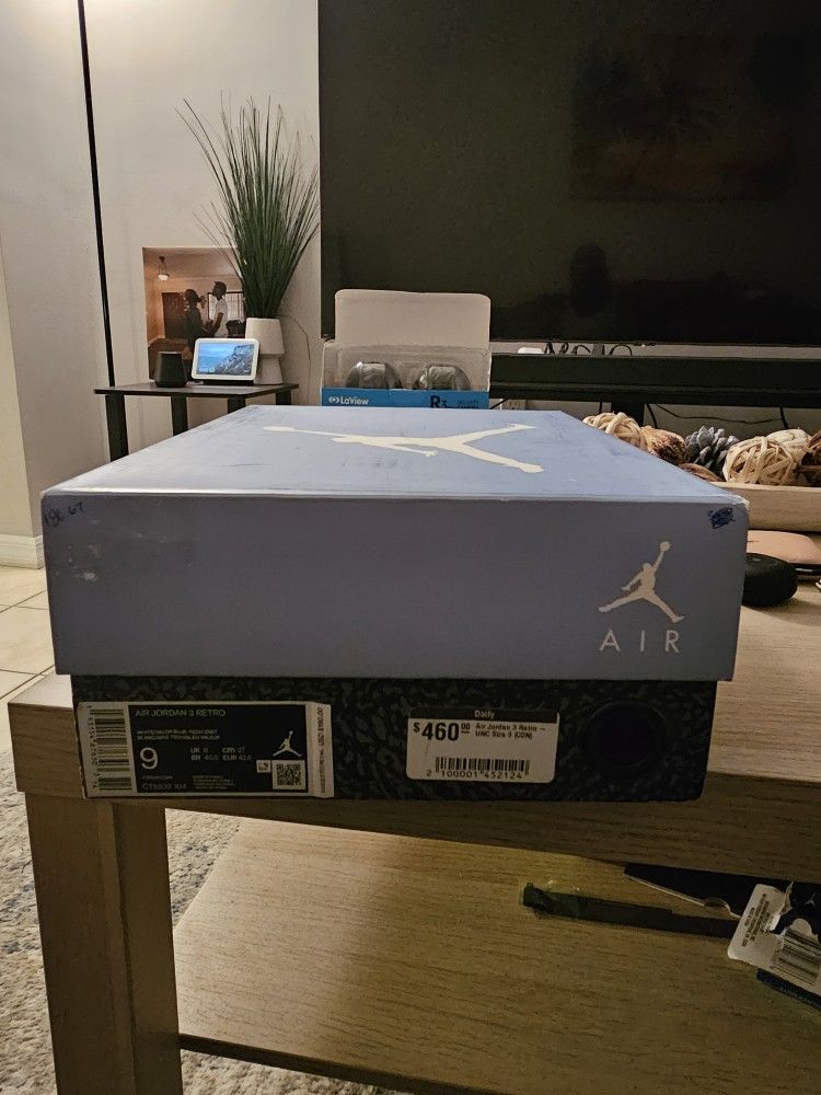 Jordan 3 UNC