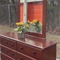 Ashley Furniture Dresser With Mirror Drawers Sliding Smoothly 