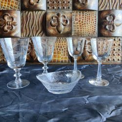 5 MIXED CRYSTAL PIECES 