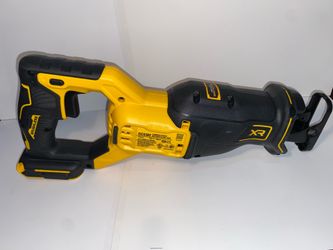 Dewalt DCS382. 20 V brushless variable speed reciprocating saw