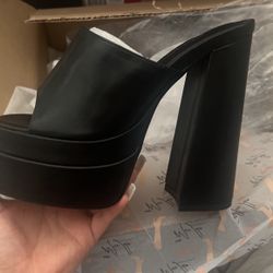 Platform Heels Size 6.5