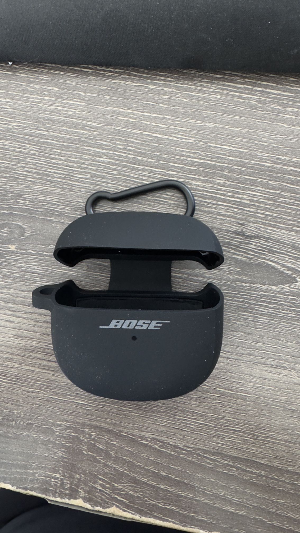 Bose Ultra Open Earbuds Wireless Charging Case Cover β Brand New (Box Damaged)