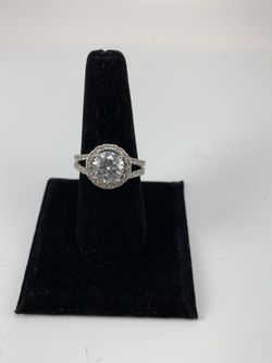 RSC Silver whit sparkly rhinestone wedding ring set size 10