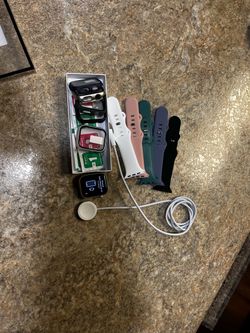 Apple Watch series 9, 41mm, plus accessories