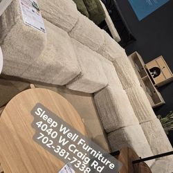 ✨️ Sectionals, 2pc Sofas ✨️ Furniture Queen Bedrooms, Dining Avail