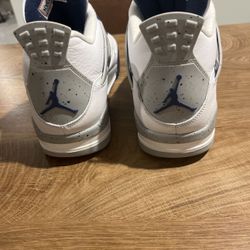 Jordan 4 Midnight Navy Size 12