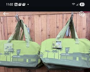 Lg Trader Joe's Olive Insulated Tote 