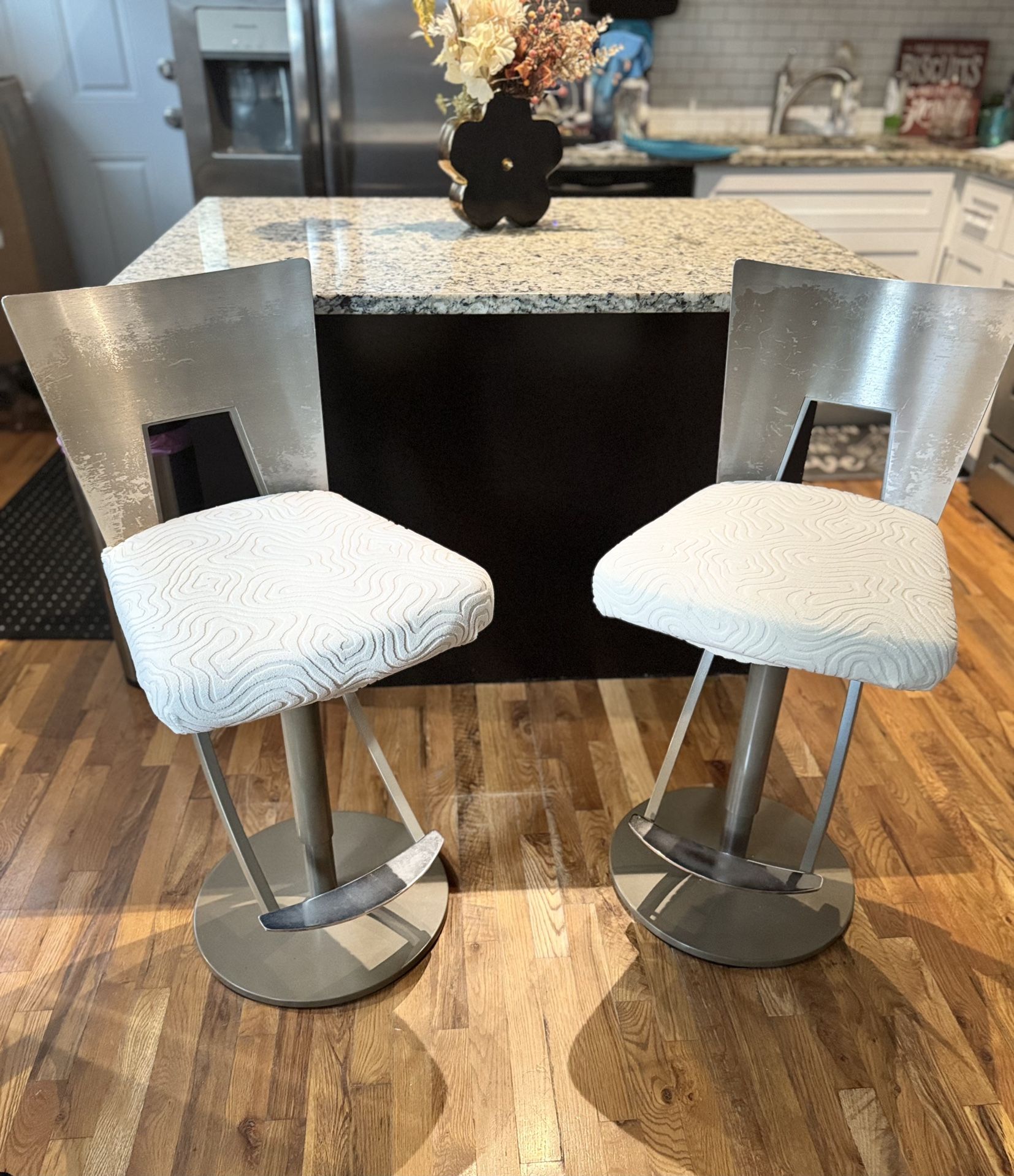 Bar Stools Make An Offer