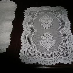 Six ( 18" x 13") Outstanding Place Mats