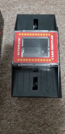 Automatic card shuffler