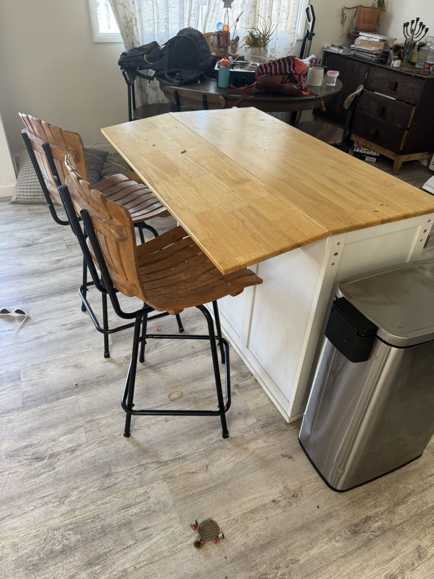 Island Bar With Stools