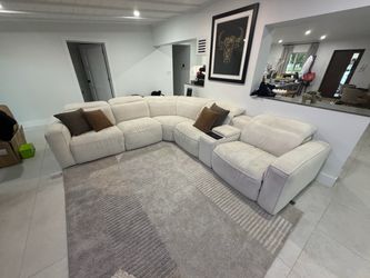 White Modular Reclining Sofa - City Furniture Ryland