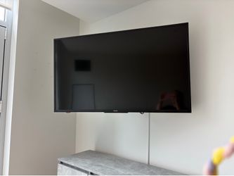 44” Toshiba LCD flat screen