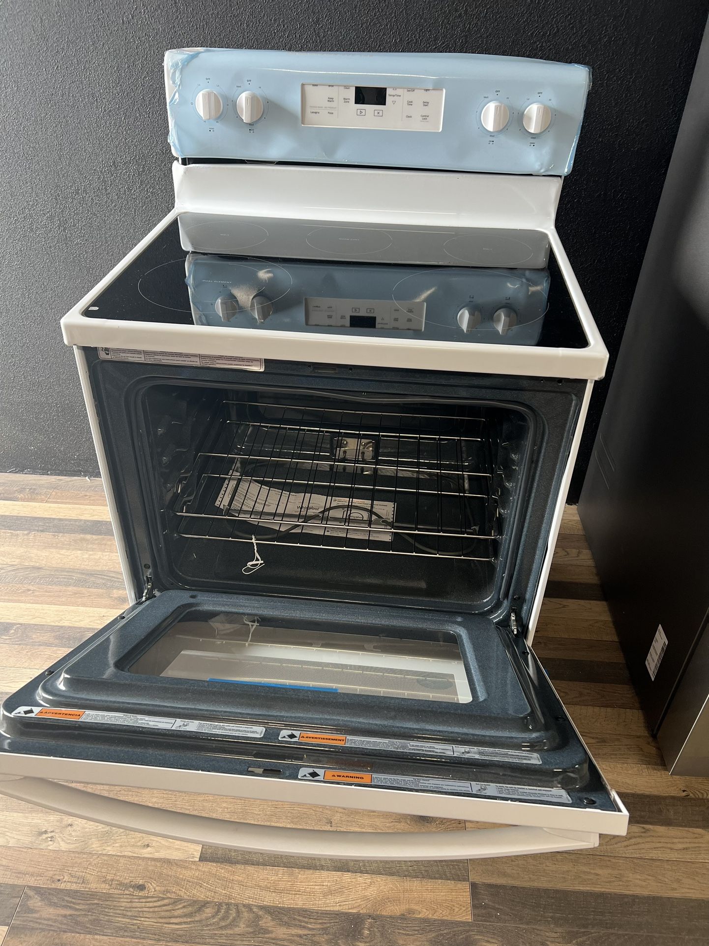 Brand New Electric Stove With 1 Year Warranty No Credit Needed Eveyonne Is Approved