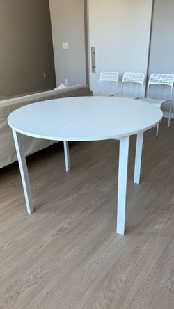 VIHALS Table, white/white, 42 1/8