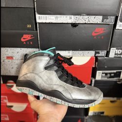 Jordan Liberty 10s size 11 VNDS 