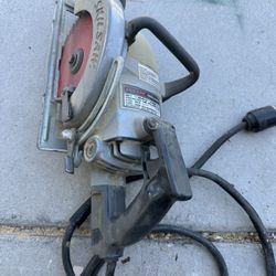 Skil Saw  Professional Model  77  Worm Drive Circular 7 - 1/4"