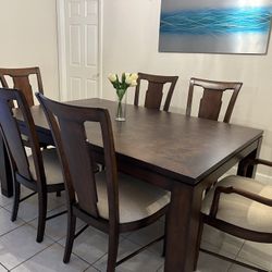 Dinning Table