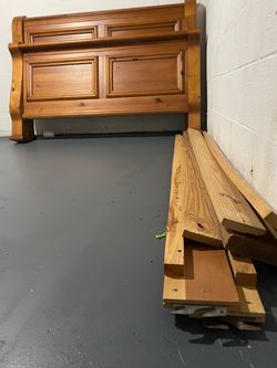 Queen size wooden bed frame