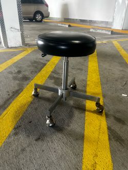 Stool for musicians