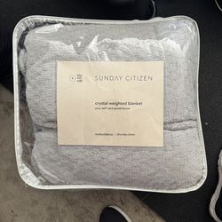 Sunday Citizen Crystal Weighted Blanket