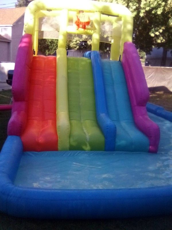 Triple Water Slide Pool 