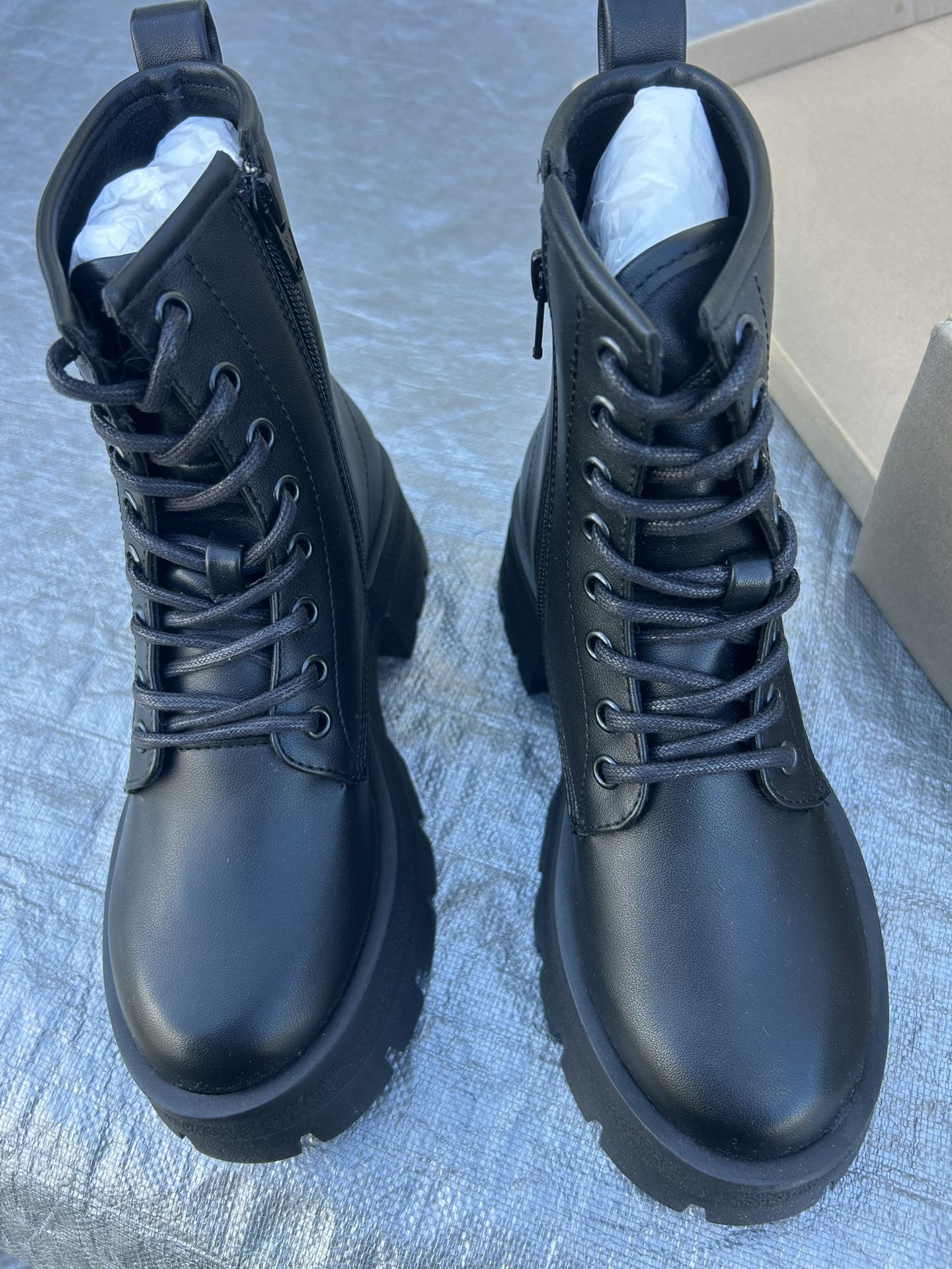 Steve Madden Rascal Black Boots Size 6.5