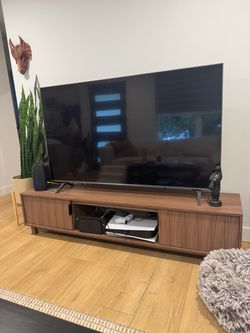 Walker Edison 70” fluted TV stand - Mocha