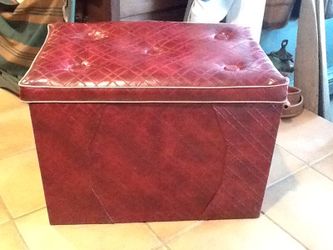 Chest. Mid century vinyl , Cushion Seat