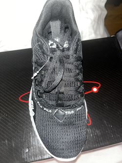 BNIB FILA WOMENS SNEAKERS 