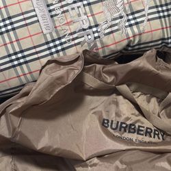 Supreme x Burberry Shearling Collar Down Puffer Jacket In Beige