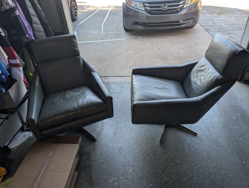 Leather Lounge Chairs