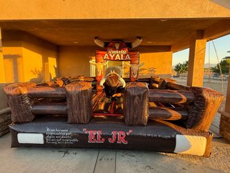 Mechanical bull