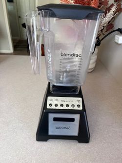 Blendtec Total Blender with WildSide+ Jar