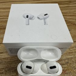 Apple AirPods Pro (1st Generation) with MagSafe Charging Case