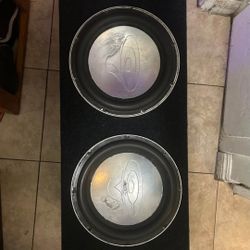 Cerwin Vega VMax 12.4