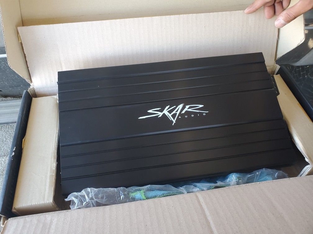 400W 4channel Class AB full Range Amplifier