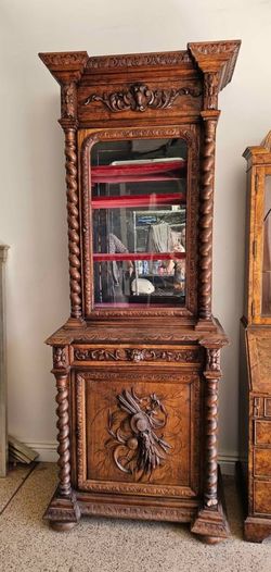LOUIS XIII VITRINE SHOWCASE CABINET