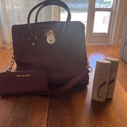 Michael Kors Purse w/ Wallet 